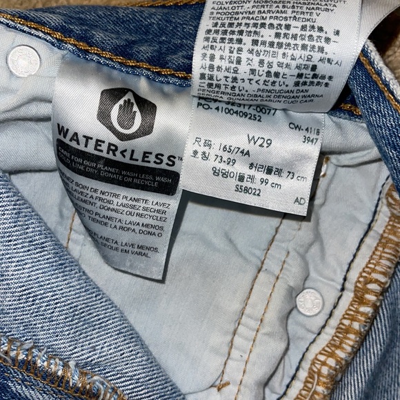 Levi’s Size 29 501 Light Denim Shorts - Picture 6 of 6